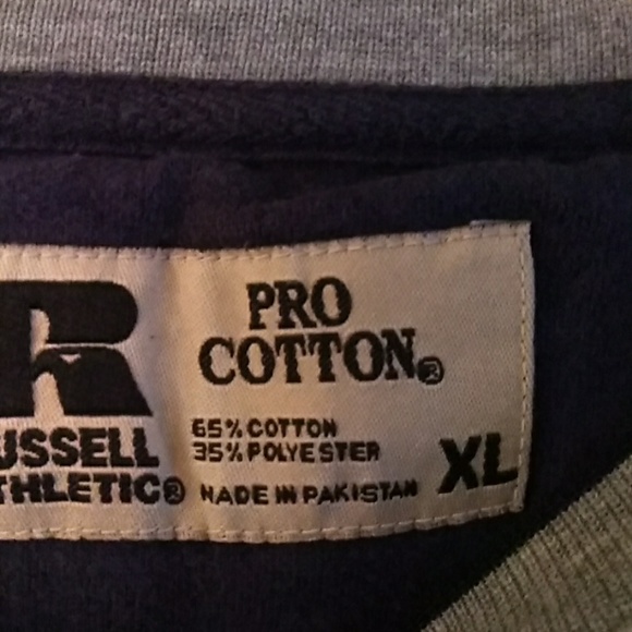 Russell Athletic Sweater - Picture 2 of 3